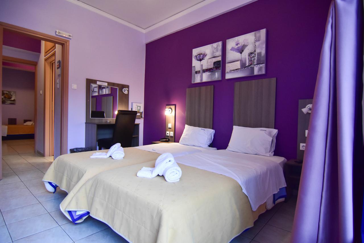 Iridanos Hotel Антикира Екстериор снимка